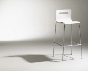 Chaise haute design blanche métal Thierry D’Istria Soca