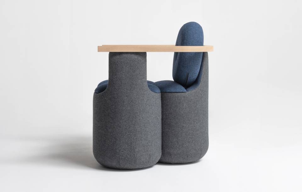 Gros fauteuil design Bleu et bois - Fauteuil Skane - design Thierry D'Istria