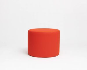 Grand pouf rond orange en laine - Argos - 60 cm